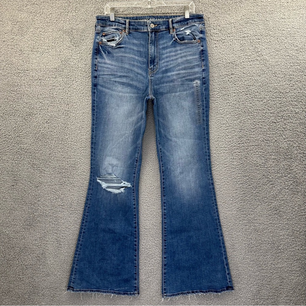NWOT American Eagle Super Hi Rise Flare Jeans Medium Wash Women's 14L x 31.5